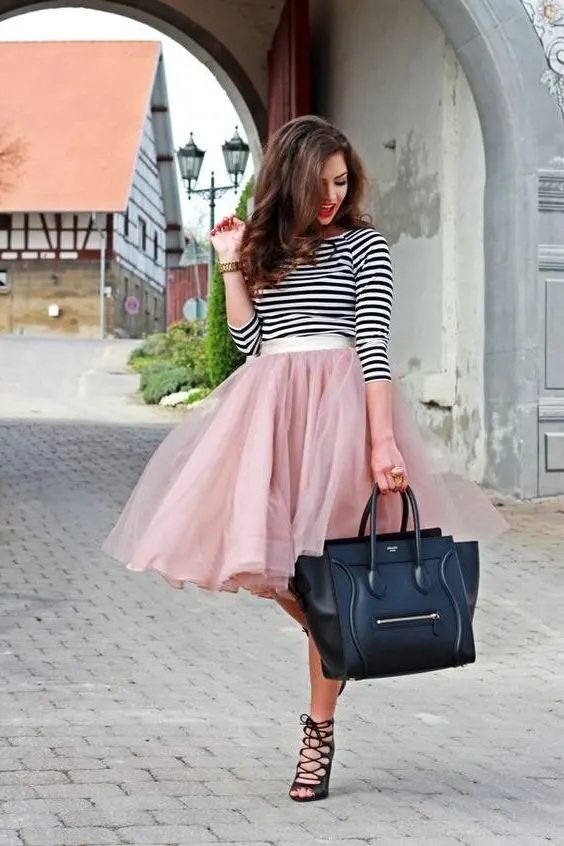 Are Tulle Skirts In Trend Right Now Easy Street Style Looks 2023