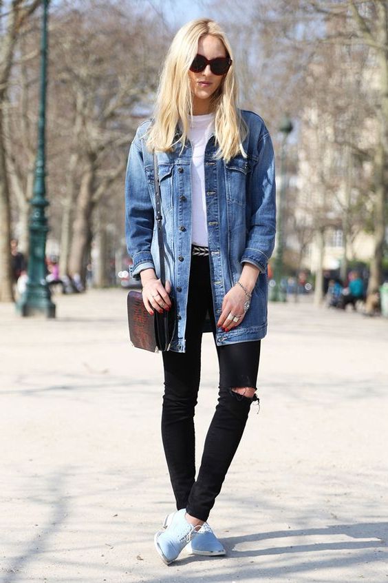 What To Wear With Long Denim Jackets Best Outfit Ideas 2022