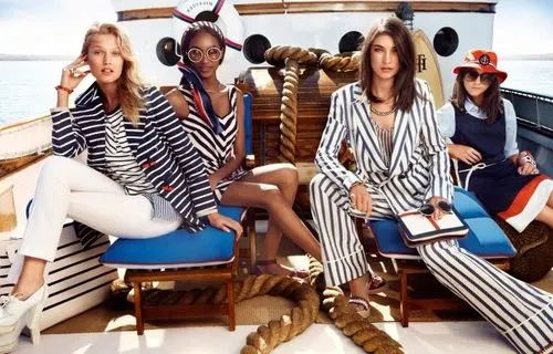 Nautical Trend Is Coming Back: Full Guide For Ladies To Create Marine ...
