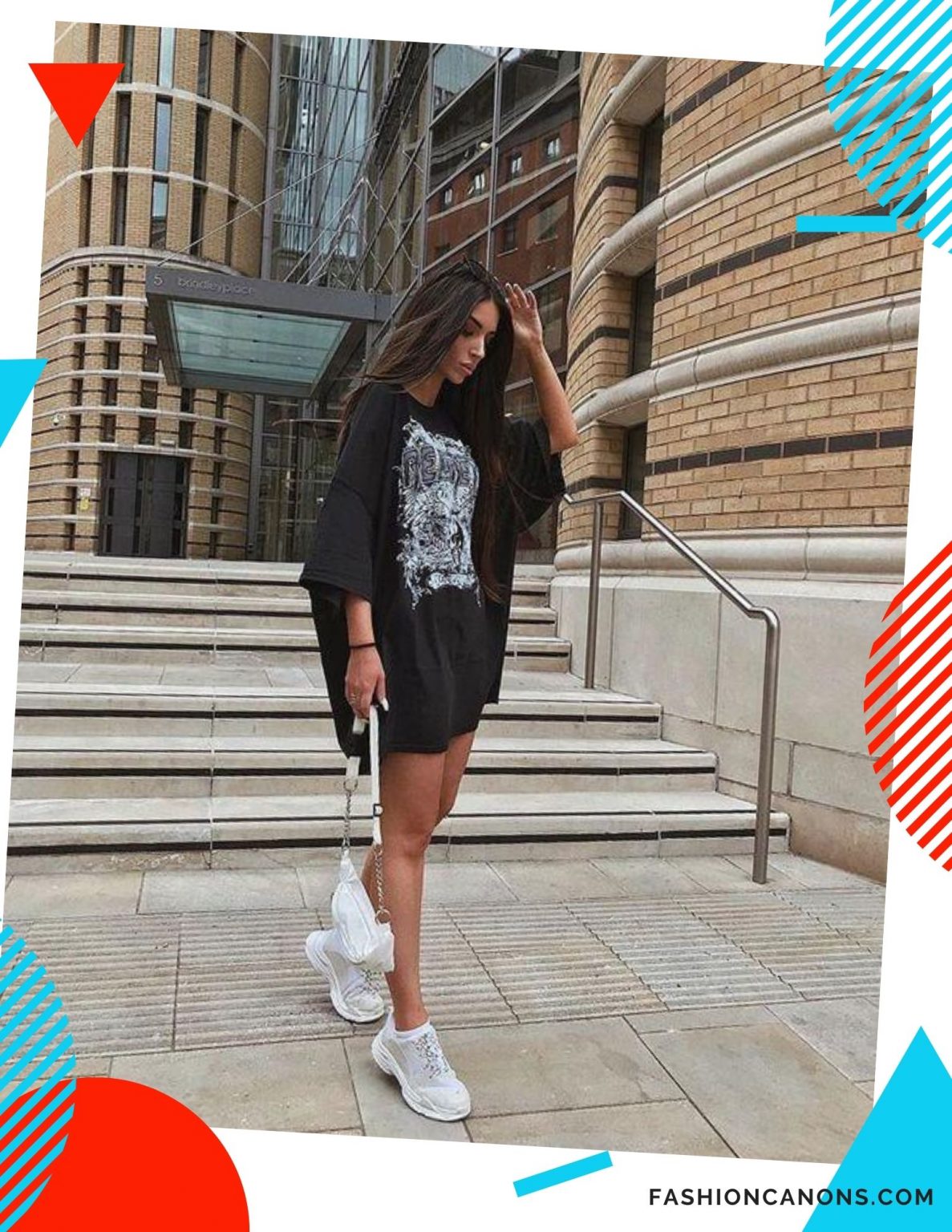 How Should You Wear Oversized T-Shirts: Street Style Inspiration 2022 ...