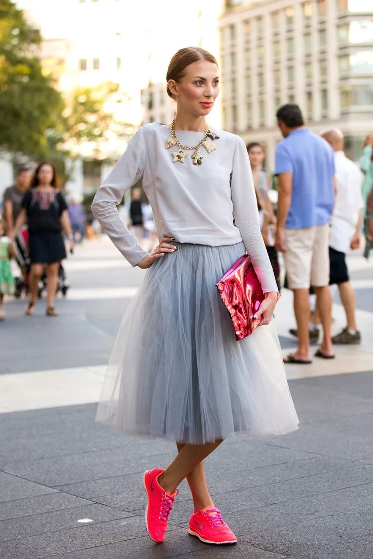 Are Tulle Skirts In Trend Right Now Easy Street Style Looks 2023