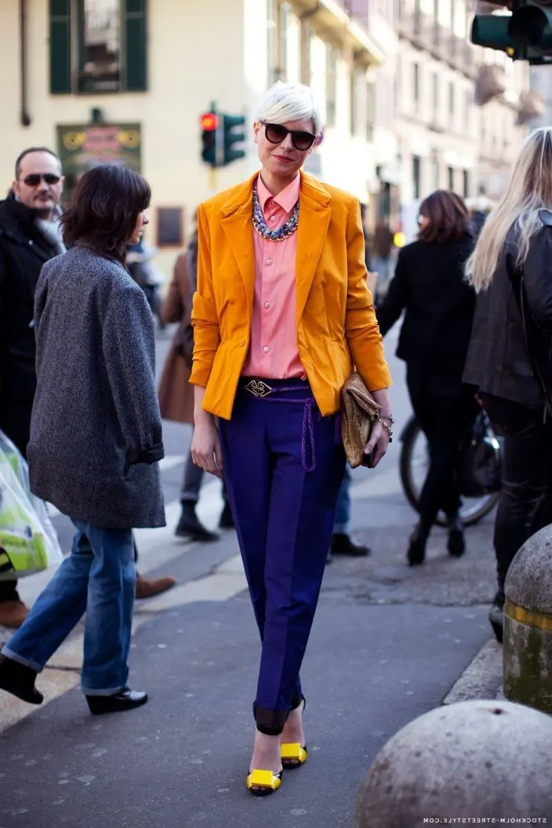 How To Wear Orange And Blue In Women's Outfits 2023