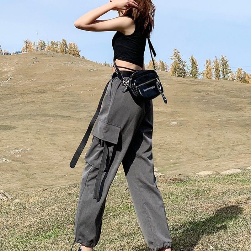 How To Wear Cargo Pants: Best Street Style Guide 2022