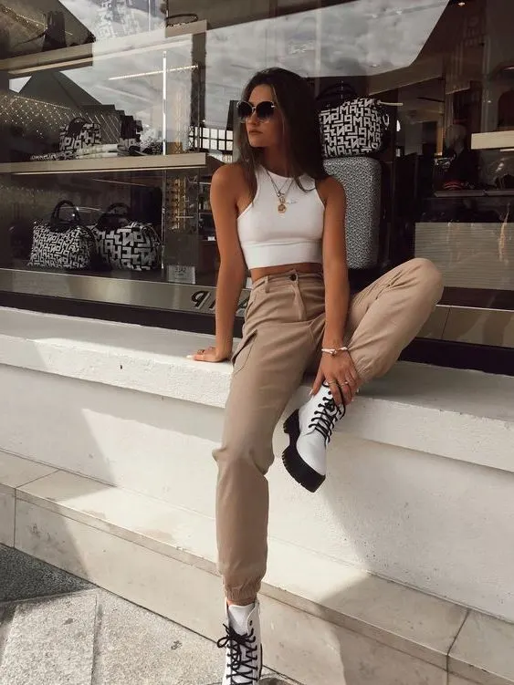 How To Wear Cargo Pants: Best Street Style Guide 2023