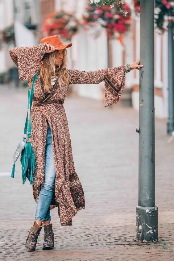 Bohemian Outfits For Summer: 20 Boho Chic Essentials 2023