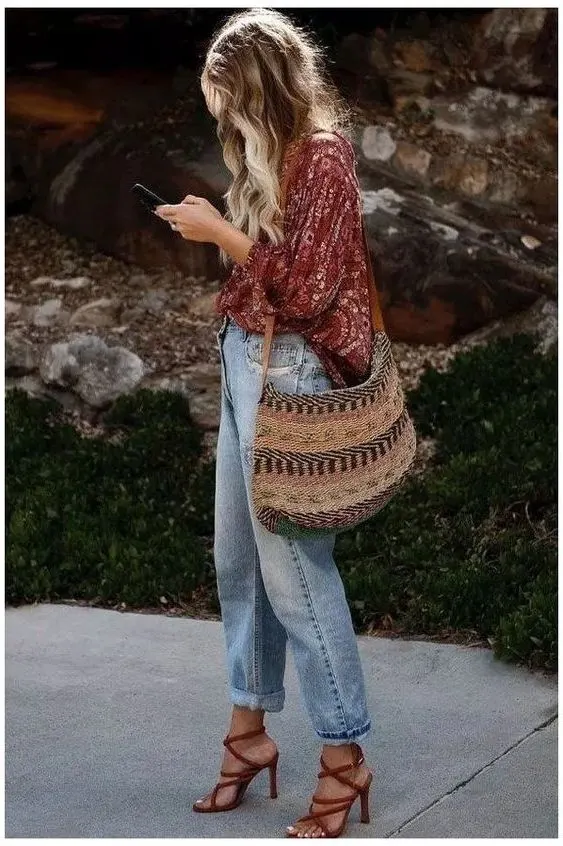 Bohemian Outfits For Summer: 20 Boho Chic Essentials 2023