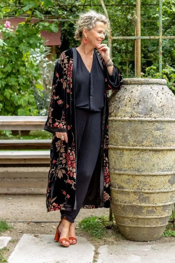 Kimonos Outfit Ideas: Best Street Style Ideas 2023