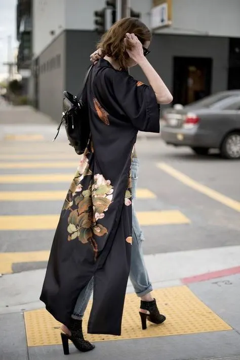 Kimonos Outfit Ideas: Best Street Style Ideas 2023