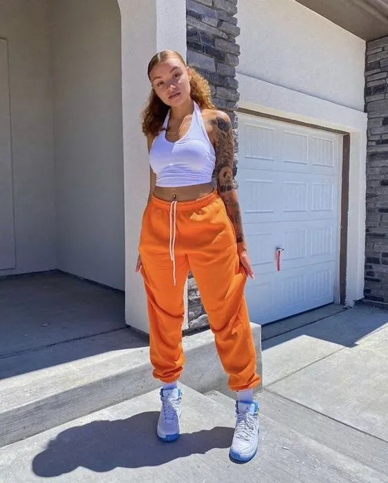 How To Wear Orange Trousers For Ladies 2023