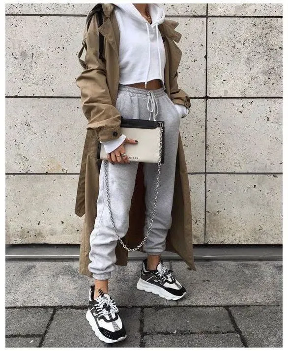 How To Wear Sweatpants To Look Sporty Glamour 2023