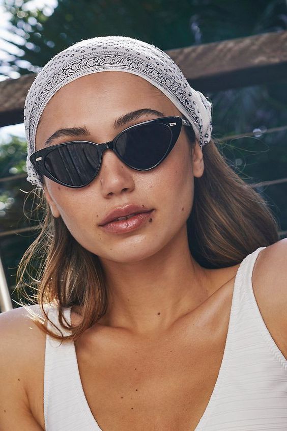 Stylish Retro Sunglasses For Women: Best Styles To Try 2022