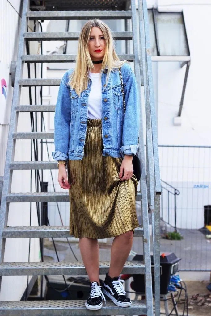 How To Wear Pleated Skirts: Best Street Style Looks 2023