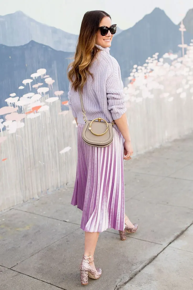 How To Wear Pleated Skirts: Best Street Style Looks 2023