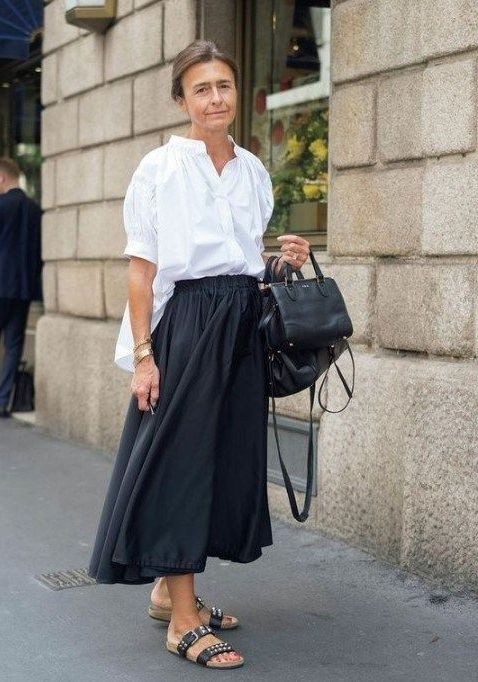 Outfits For Women Over 40: Inspiring Guide 2022