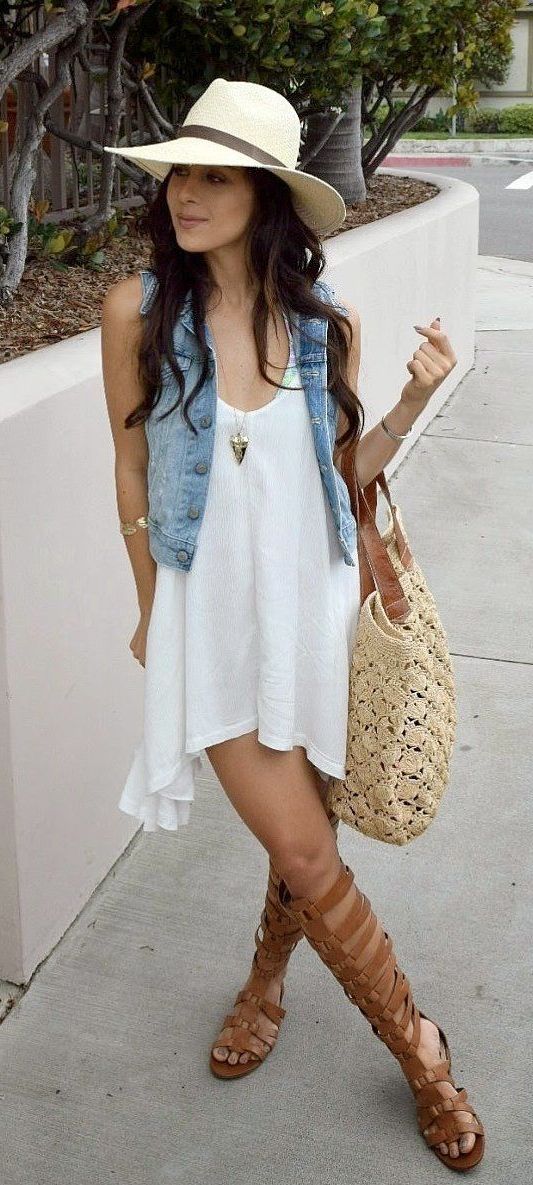 Sleeveless Jean Vests For Summer: Street Wear Ideas 2023