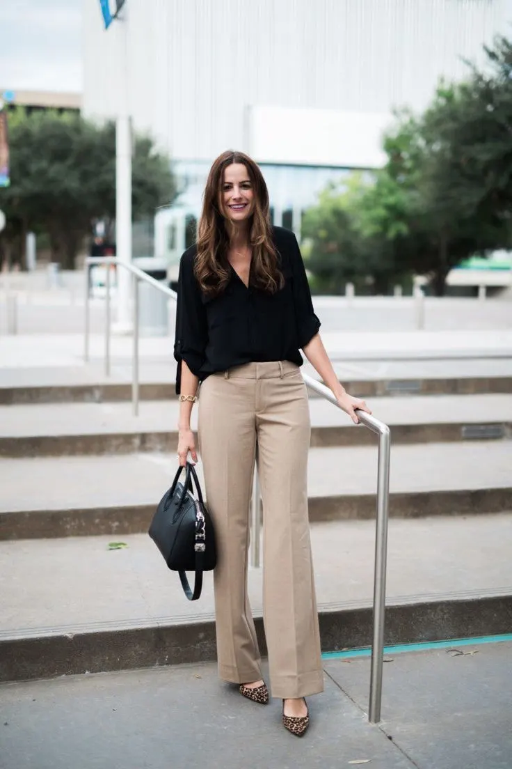 Outfits With Khaki Pants For Women: Easy Style Guide To Follow This ...