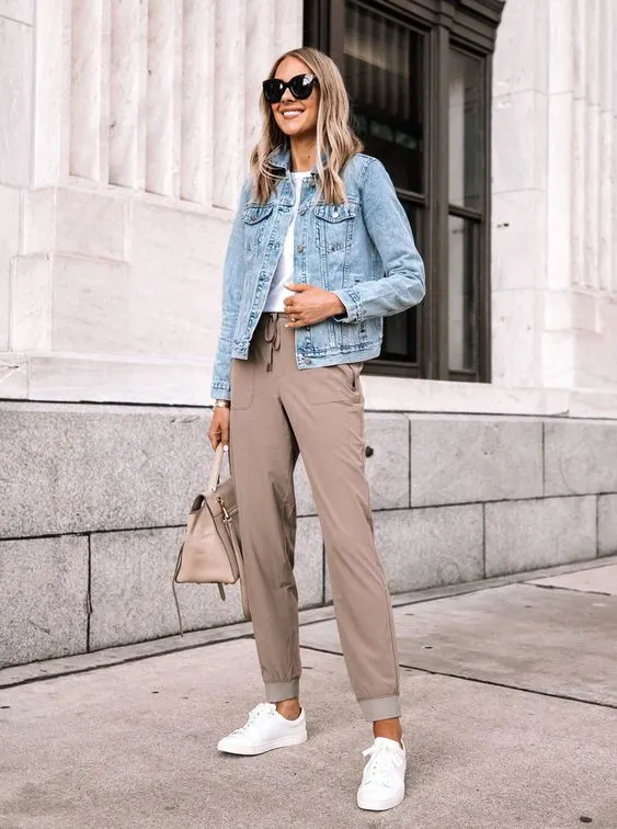 What To Wear With Joggers For Women 2023