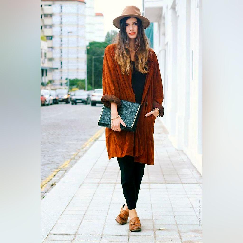 How Women Should Wear Moccasins: A Simple Guide 2022