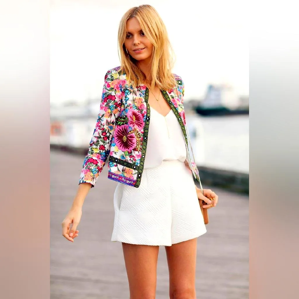 Printed Blazer Outfit: 15 Easy Ways To Wear It 2023