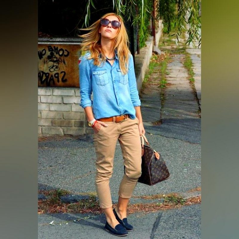 How To Wear Khaki Pants For Women: Best Tricks 2023 | Fashion Canons