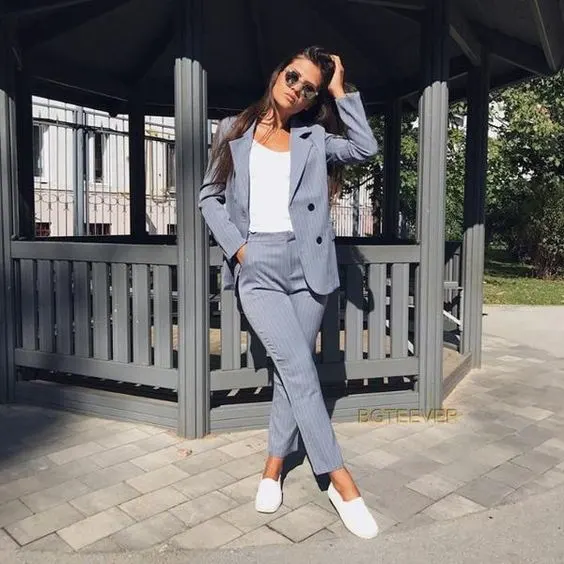 Monochrome Pantsuit Office Outfit Ideas 2023