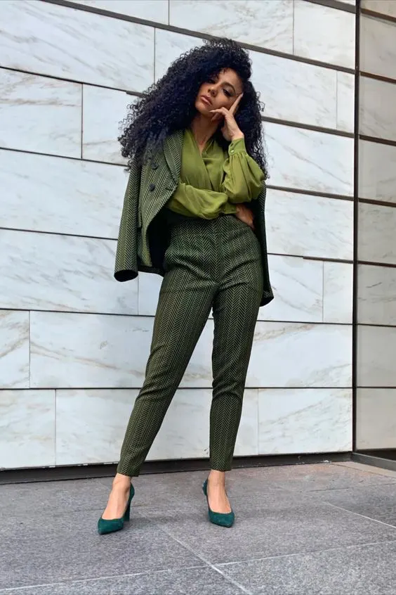 Monochrome Pantsuit Office Outfit Ideas 2023