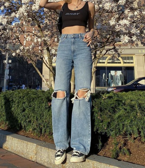 How To Make Mom Ripped Jeans Look Cool 2022