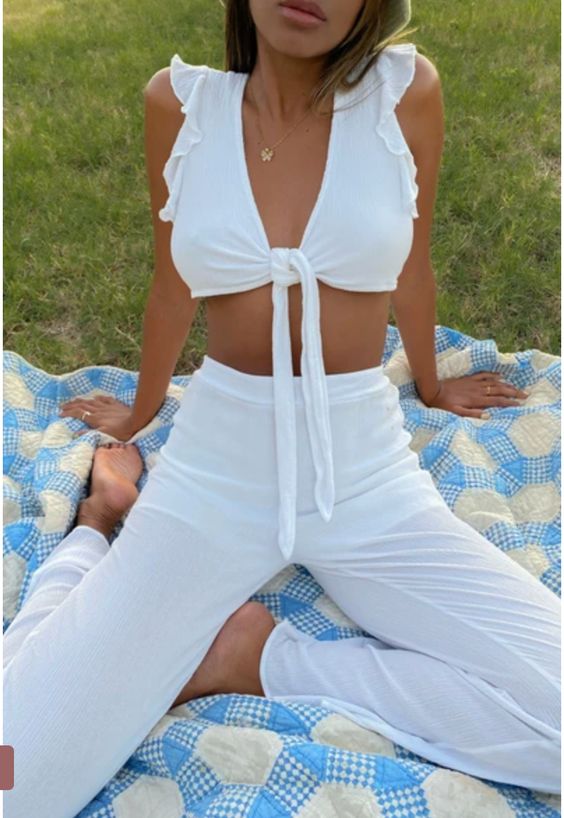 White Matching Sets For Summer Trips 2022