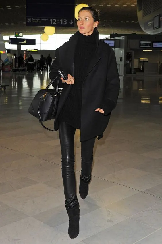 All Black Airport Outfit For Women 2023