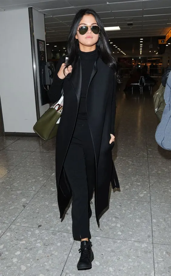 All Black Airport Outfit For Women 2023