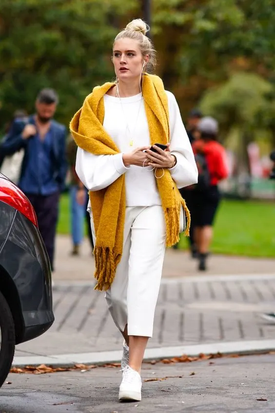 How To Wear Scarf With All White Outfit 2023