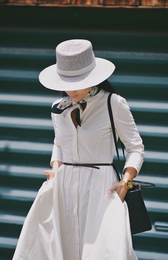 How To Wear Scarf With All White Outfit 2023