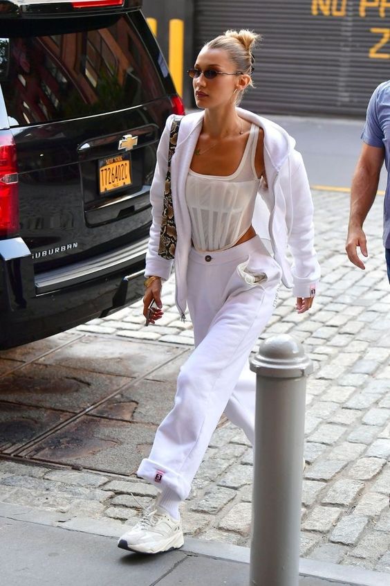 All White Outfit Ideas For Summer 2023