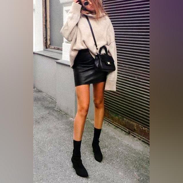 Black Leather Mini Skirt Outfit: Find Your Precious Style 2023