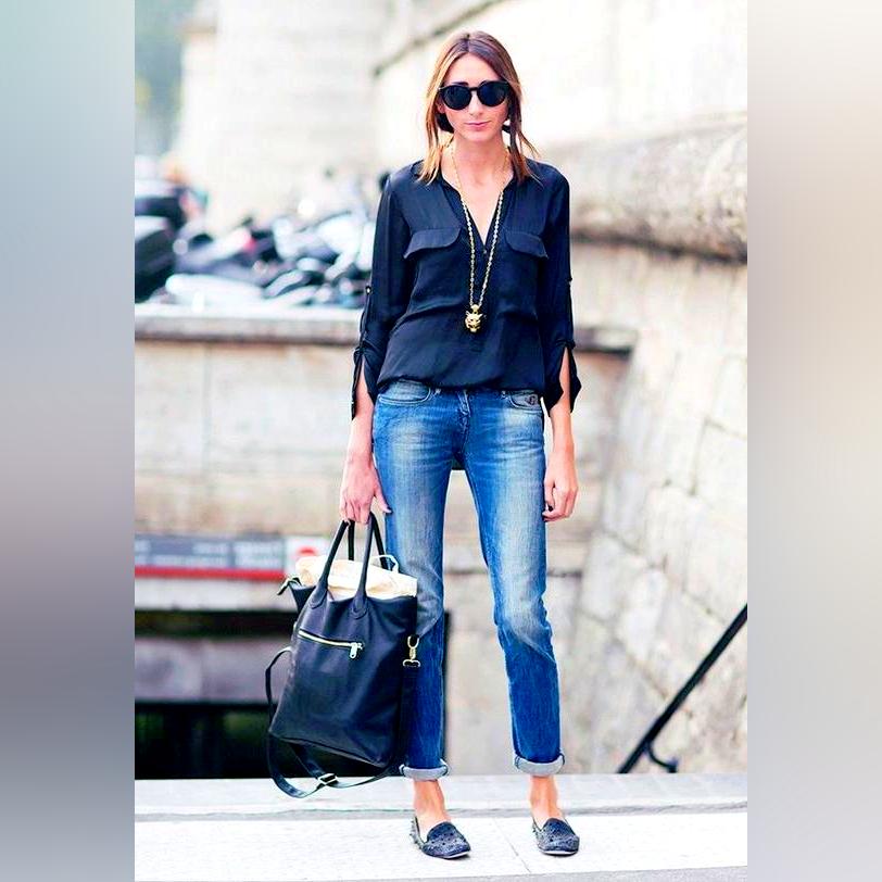 Black Shirt Blue Jeans For Women: Find Your Favorites 2023 | Fashion Canons