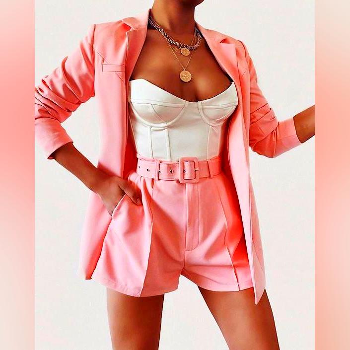 Pink Blazer And Shorts For Summer 2022