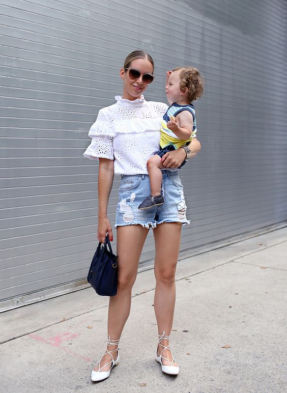 Summer Brunch Outfits: Tee And Shorts 2023