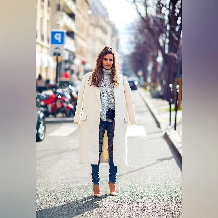 Cream Coat Outfit: Easy Looks For Women 2023