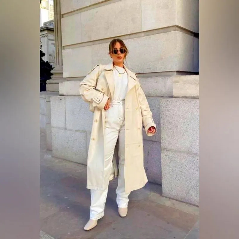 Cream Coat Outfit: Easy Looks For Women 2023