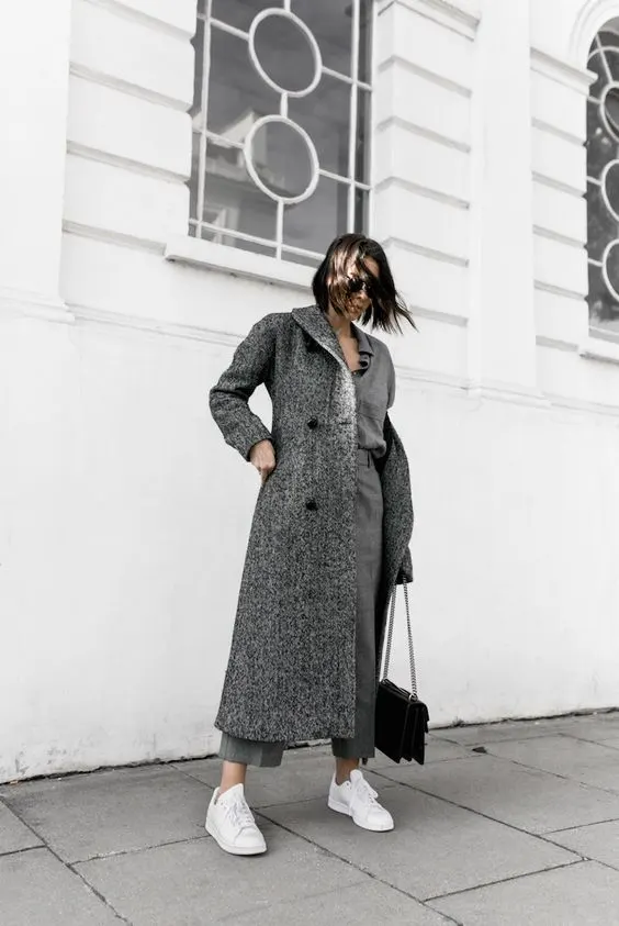 Grey Coat Outfit: Choose Your Favorite Look 2023