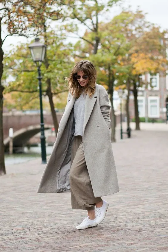 Grey Coat Outfit: Choose Your Favorite Look 2023