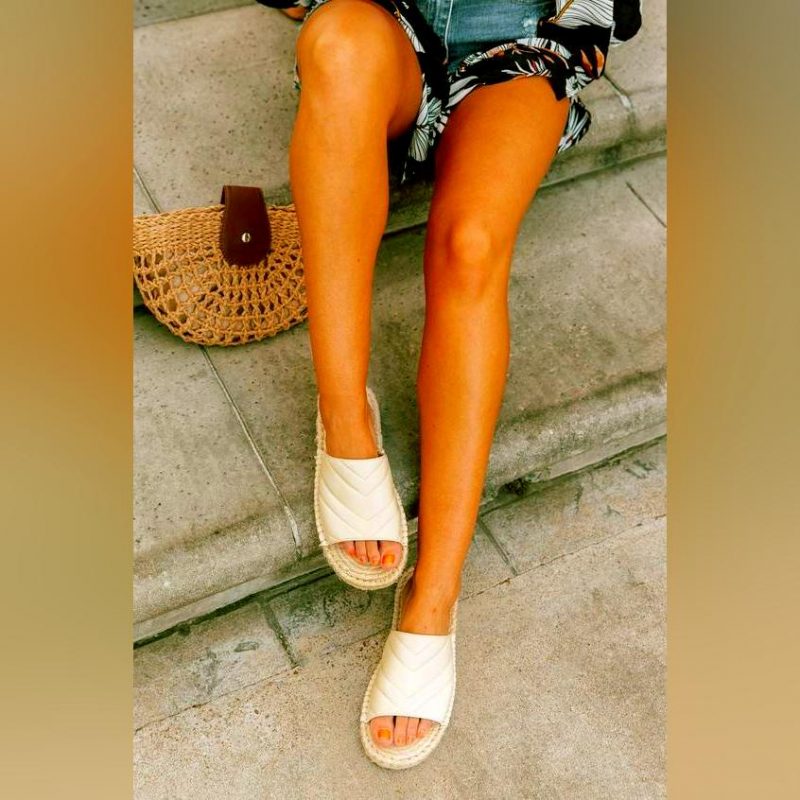 How To Wear Espadrille Slides This Summer: Simple Guide 2023