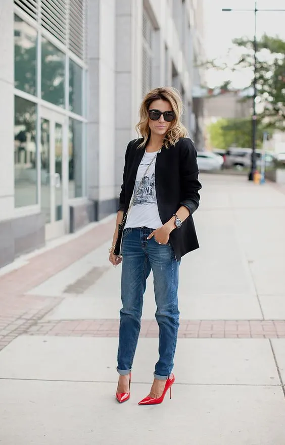 How To Wear Long Black Blazer With Boyfriend Jeans 2023