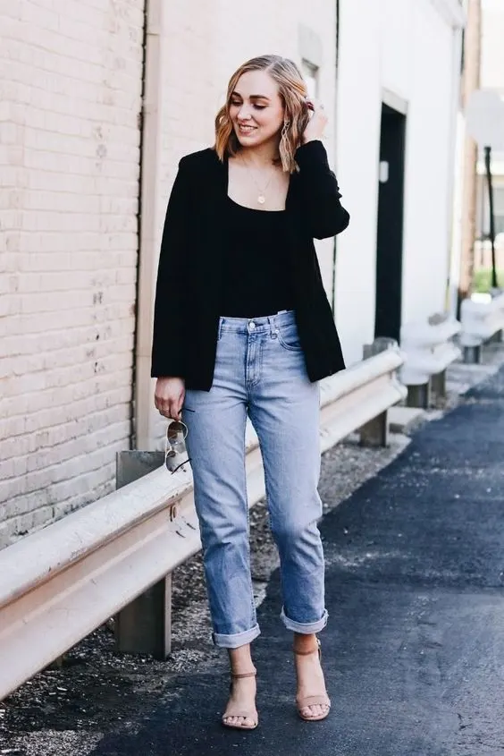 How To Wear Long Black Blazer With Boyfriend Jeans 2023