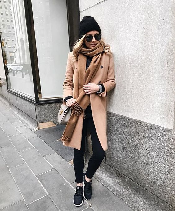 Camel Coat And Jeans For Women: Easy Guide To Try Now 2023