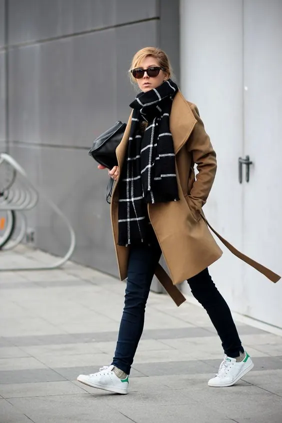 Camel Coat And Jeans For Women: Easy Guide To Try Now 2023