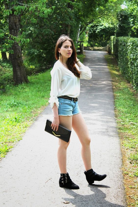 White Top With Blue Denim Shorts: Summer Looks 2023