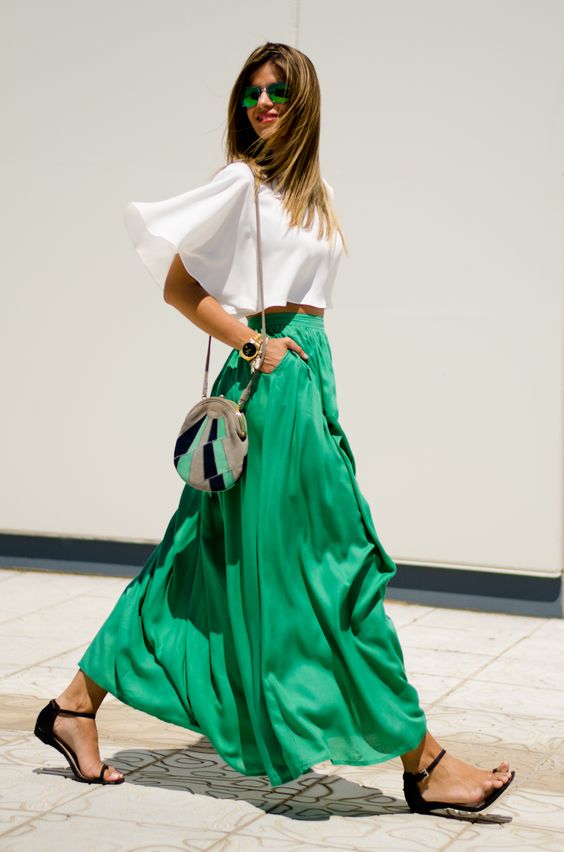 White Top And Maxi Skirt: Should You Wear It 2022