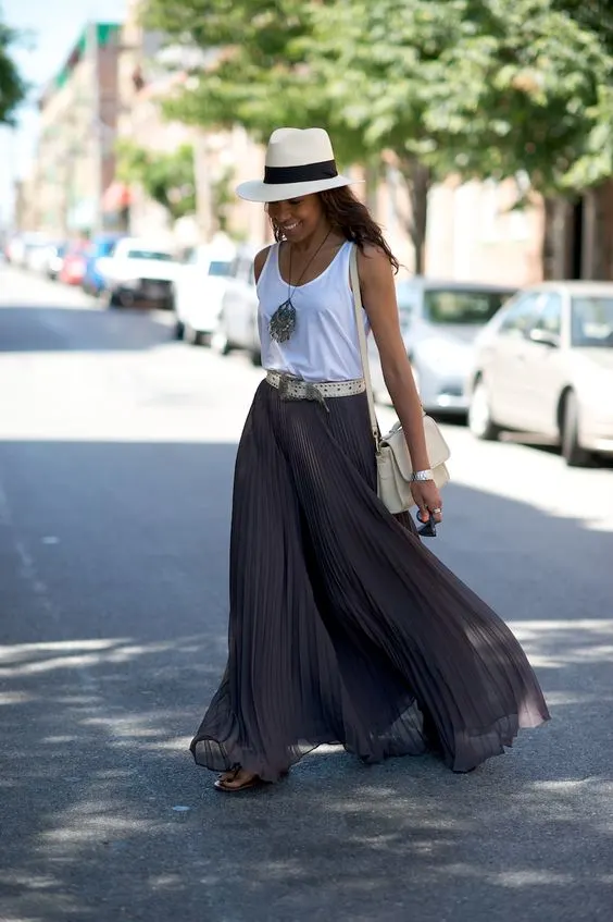 Black white clearance maxi skirt outfit