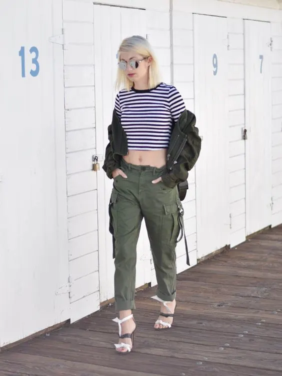 Cargo Pants And Crop Top: Essential Street Style Guide 2023